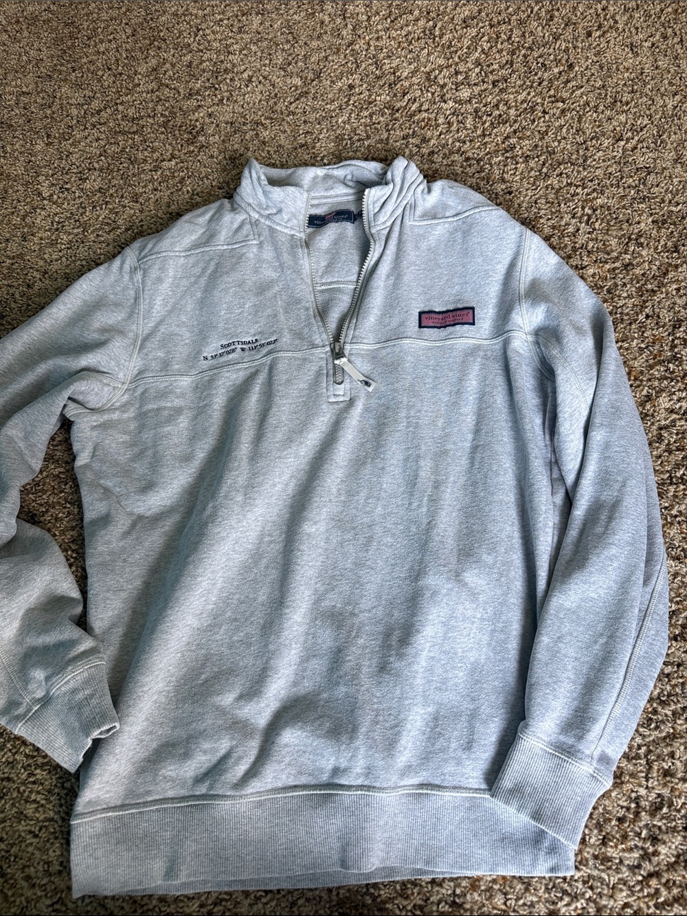 Vineyard Vines Men's Light Gray Quarter-Zip Pullover
